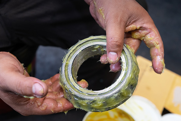 How to Spot a Failing Wheel Bearing Before It Fails You